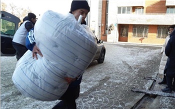 Александр Усс призвал красноярцев помочь семьям из ЛНР и ДНР и перечислил беженцам свою зарплату