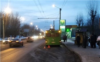 Два ребенка получили травмы на автобусных остановках в Красноярске