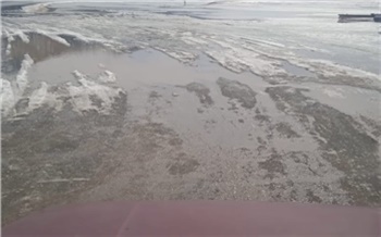 «Перемещения запрещены»: дивногорские власти закрыли официальную ледовую дорогу по красноярскому водохранилищу