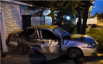 В красноярской Покровке пьяный водитель устроил ДТП и погубил пассажирку. Второй участник аварии сбежал