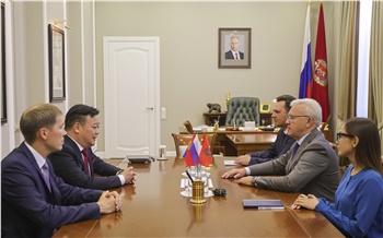 Александр Усс встретился с представителем Монголии и обсудил планы на будущее