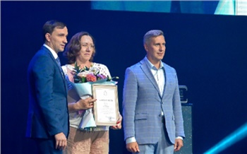 В Красноярске в честь Дня физкультурника наградили учителей, инструкторов и ветеранов спорта