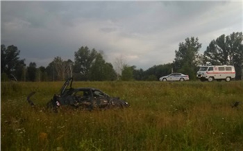 В Красноярском крае за гибель трех человек и побег с места аварии автоледи грозит 15 лет колонии