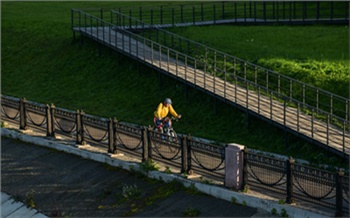 Прошедшим летом в Красноярске велосипедисты попадали в аварии в шесть раз чаще электросамокатчиков