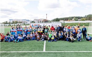 «Славнефть-Красноярскнефтегаз» поддержал красноярский футбольный турнир среди дворовых команд
