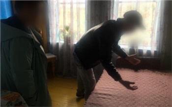 В Красноярском крае пьяный отец бросил 6-летнего сына на пол. У ребенка сломано плечо