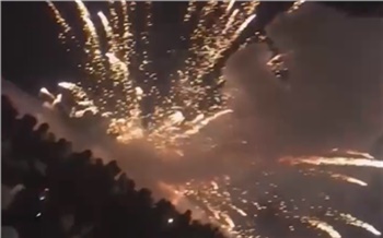 «Ожоги ног и лица»: в Кызыле на Дне города праздничный фейерверк угодил в толпу людей