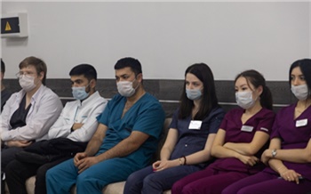 Штат красноярской БСМП пополнили 28 молодых медиков. За последнее время это самый большой прирост новых докторов
