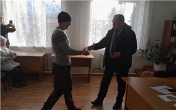 Еще 9 семей погорельцев получили ключи от новых домов в Красноярском крае