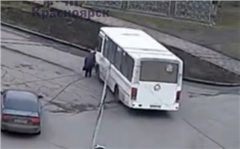 Красноярская старушка-нарушительница попала под колеса автобуса на Вавилова