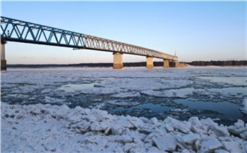 Самый северный автомобильный мост через Енисей в Красноярском крае готов на 85 %. Движение по нему планируют запустить осенью 2023 года