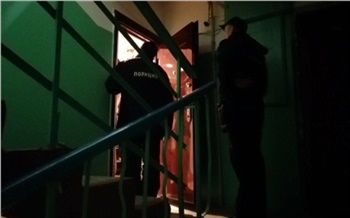 В Канске пропавшую без вести женщину обнаружили в квартире со скрывавшимся от суда мужчиной