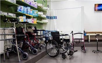 В «Губернских аптеках» в Красноярске и крае люди с инвалидностью могут приобрести средства реабилитации по электронному сертификату