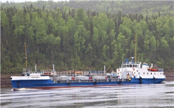 Экологический флот Енисейского речного пароходства пополнился новым судном-сборщиком на 150 тонн