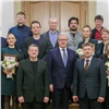 Губернатор Красноярского края вручил награды актерам из сериала «Красный Яр»