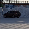 Пьяную поездку остановил сугроб: веселых автоугонщиков поймали на севере Красноярского края