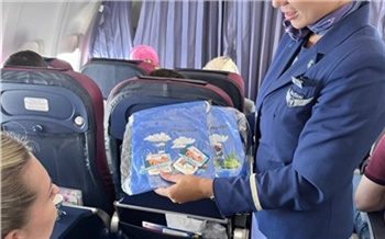 «Улыбки и подарки»: авиакомпания NordStar в полете поздравила юных пассажиров с Днем защиты детей