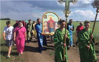 Красноярцев позвали в двухнедельный крестный ход: участники сплавятся по Мане