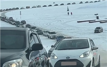 Из-за наплыва отдыхающих в выходные закроют все выезды на лёд Красноярского водохранилища