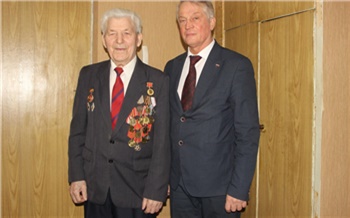 В Красноярске ветеран Великой Отечественной войны отметил свой 97-й день рождения