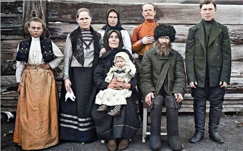 «Повседневная жизнь Енисейской губернии»: российский блогер раскрасил старинные фото начала ХХ века