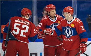 На благотворительном матче в Норильске с участием легенд хоккея собрали 6 миллионов рублей