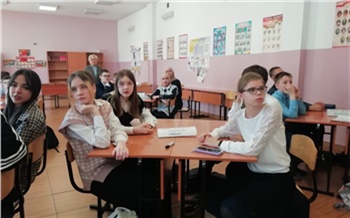 «Знают больше некоторых взрослых»: в школах и детсадах Красноярска проходит Неделя финграмотности