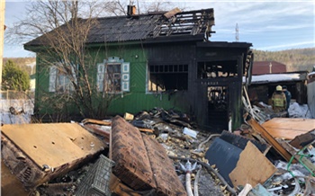 Три человека погибли при пожаре в Дивногорске