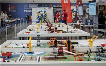 В Красноярске стартовал национальный чемпионат по робототехнике