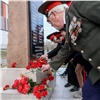 В Красноярске открыли памятник ушедшим на фронт работникам завода «Судоверфь»