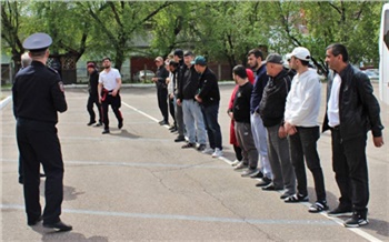 В Красноярском крае 8 иностранцев нарушили режим пребывания в закрытом городе