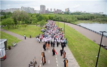 Сотни красноярцев прошли крестным ходом по левобережью города