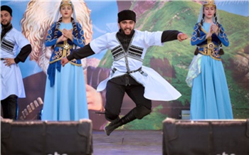 День народов Кавказа открыл череду национальных праздников в Красноярске