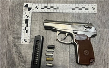 В Красноярске у супругов-наркозакладчиков нашли мефедрон и самодельный пистолет