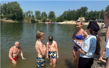 Полиция все выходные разгоняла купающихся в водоемах Татышева