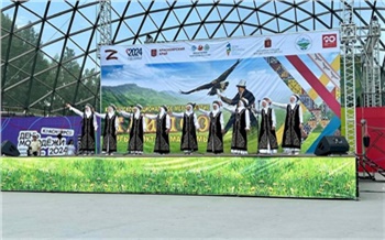В Красноярске отметили национальный киргизский праздник Жайлоо