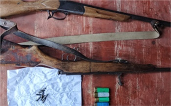 В Шарыпово у местного жителя изъяли незаконно хранящиеся оружие, патроны и порох