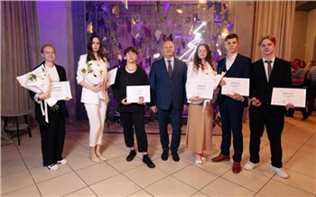 50 молодых красноярцев получили от мэра по 70 тысяч рублей за таланты