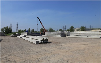 На площадку КрАЗа привезли 7000 свай для строительства новых корпусов