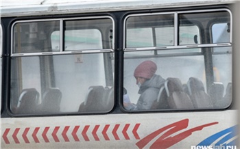 Еще в 25 районах Красноярского края пассажиры пригородных автобусов смогут платить картой