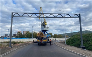 В Красноярске на развязке из Пашенного установили габаритные ворота