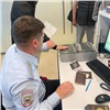 Полицейские проверили почти 8 тысяч мигрантов в красноярском аэропорту