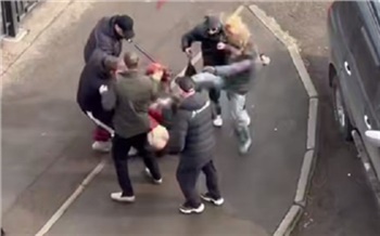 Ты меня изнасиловать хотел!: массовая драка произошла в красноярских Тихих Зорях