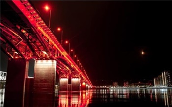 Красноярские мосты подсветят в честь спектакля Алые паруса