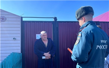 В поселке каждый год горят дома: жителям Песчанки напомнили правила пожарной безопасности