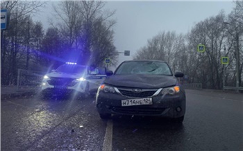 На правобережье Красноярска автомобилист сбил подростка на зебре