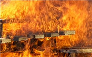 Пожар произошел в красноярском комплексе парных и саун Сибирские термы