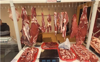 На популярном у красноярцев рынке нашли почти 300 кг мяса без документов о происхождении