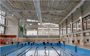 В красноярском Северном заработал бассейн Айсберг