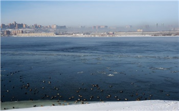 Жителям севера Красноярского края рекомендовали не выходить на подледную рыбалку